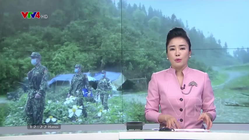 Sinh viên tình nguyện canh gác biên giới