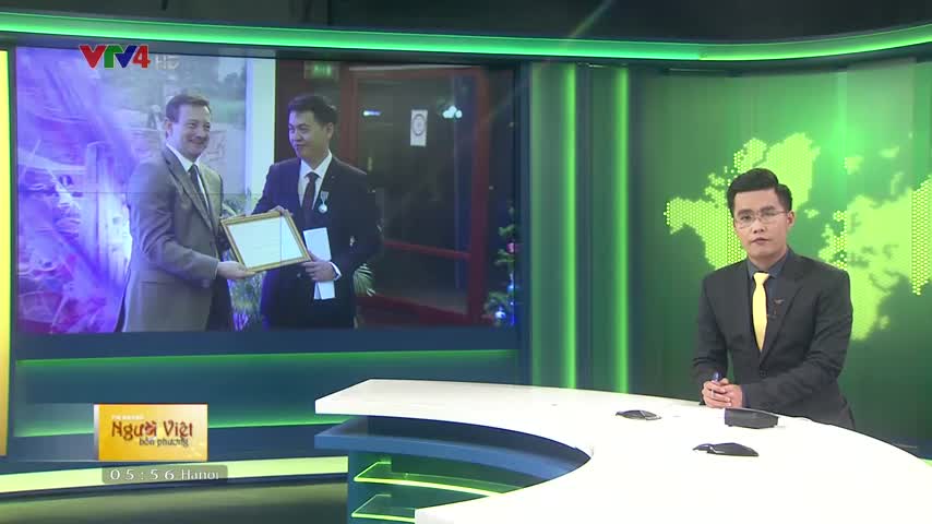 Pháp trao huân chương Hiệp sĩ Văn học và Nghệ thuật cho cán bộ Việt Nam