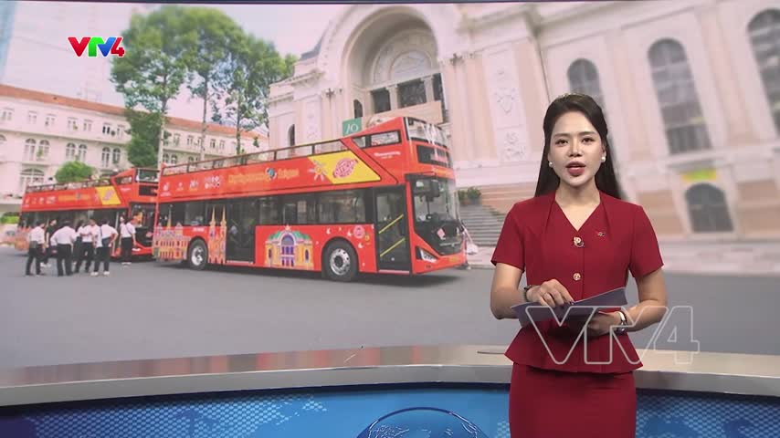 Du lịch xanh từ xe buýt điện hai tầng