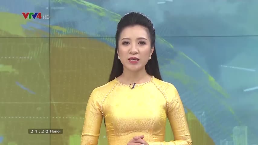 Tiếp tế gạo bằng đường sông lên Mường Lát