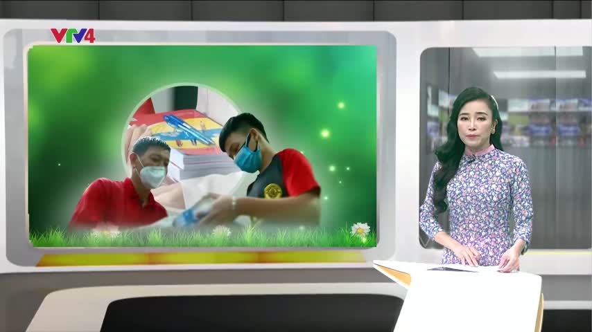 Món quà cho học sinh vùng dịch