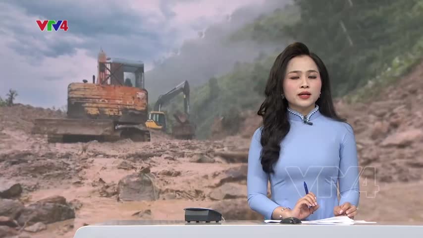 Khắc phục hậu quả lũ lụt ở miền Trung 