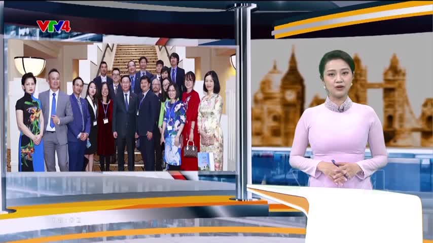 Chủ tịch Quốc hội Vương Đình Huệ gặp cộng đồng người Việt tại Australia