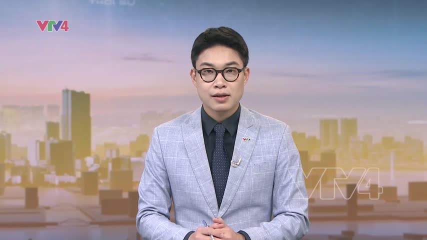 Thủ tướng trao quyết định quyền Bộ trưởng Bộ Ngoại giao