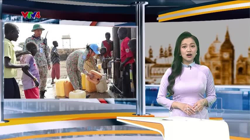 Lính công binh Việt Nam mang nước sạch về cho người dân Abyei