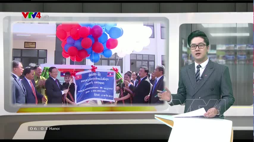Việt Nam giúp Lào phát triển các cơ sở giáo dục