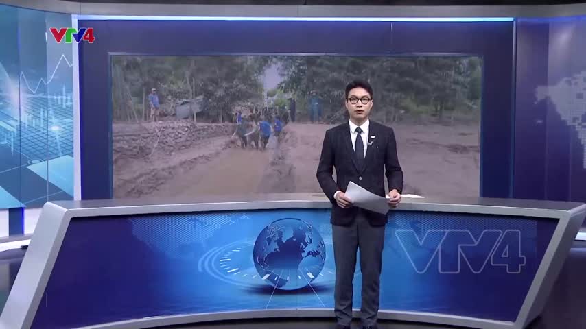 Hỗ trợ người dân bị cô lập do mưa lũ