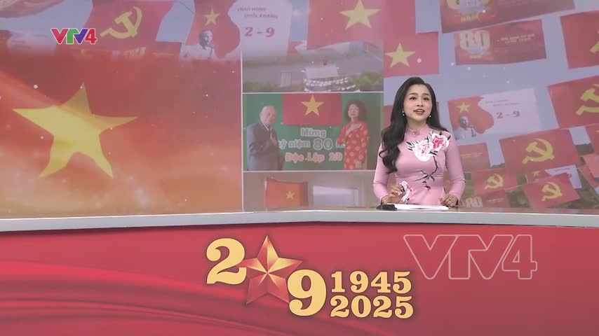 Kiều bào hướng về lá cờ Tổ quốc