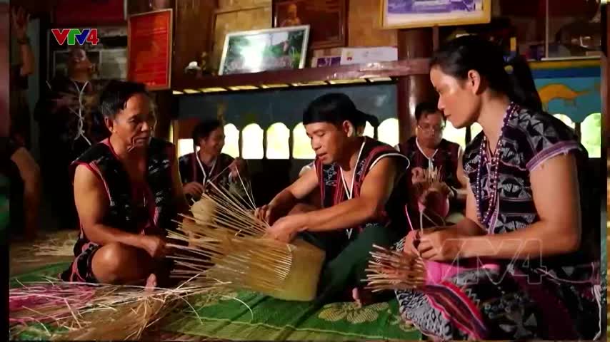 Bảo tồn và phát triển nghề đan lát của người Cơ Tu