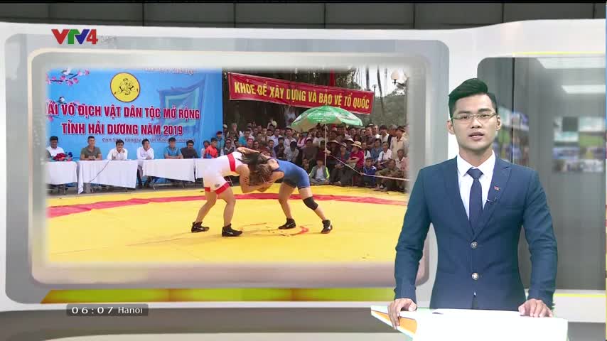 Thú vị đấu vật dân tộc nữ