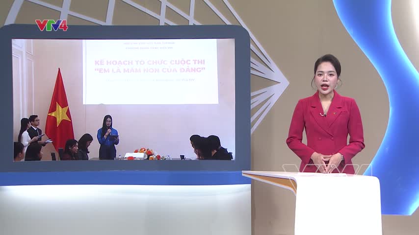 Tuổi trẻ Việt Nam tại Nga tự hào tiến bước dưới lá cờ Đảng