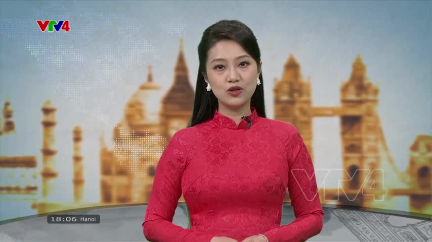 Sinh viên Việt Nam tại Nga hào hứng rung chuông vàng