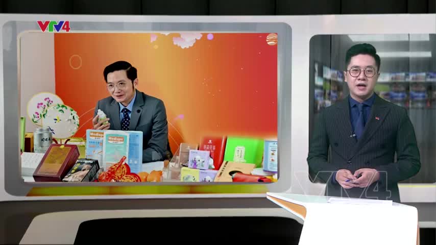 Tổng lãnh sự quán Việt Nam tại Nam Ninh( Trung Quốc) livestream quảng bá sản phẩm Việt