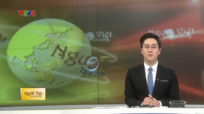 Đội múa lân của người Việt tại Vientiane, Lào