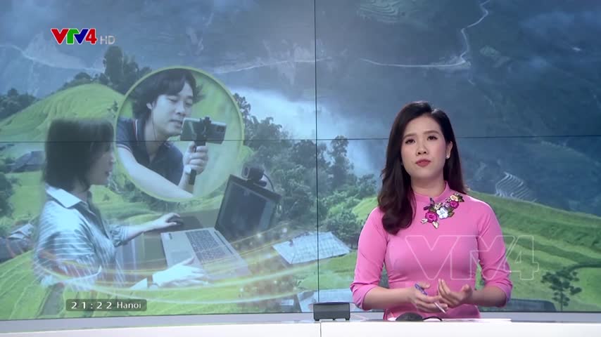 Du khách Nhật đến Việt Nam qua điện thoại