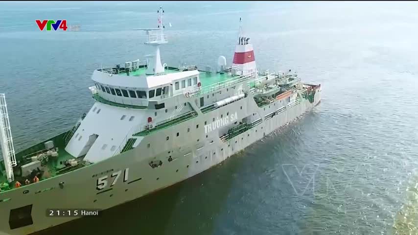 Tiêu điểm: Kiều bào và hải trình đến với Trường Sa và Nhà giàn DK1