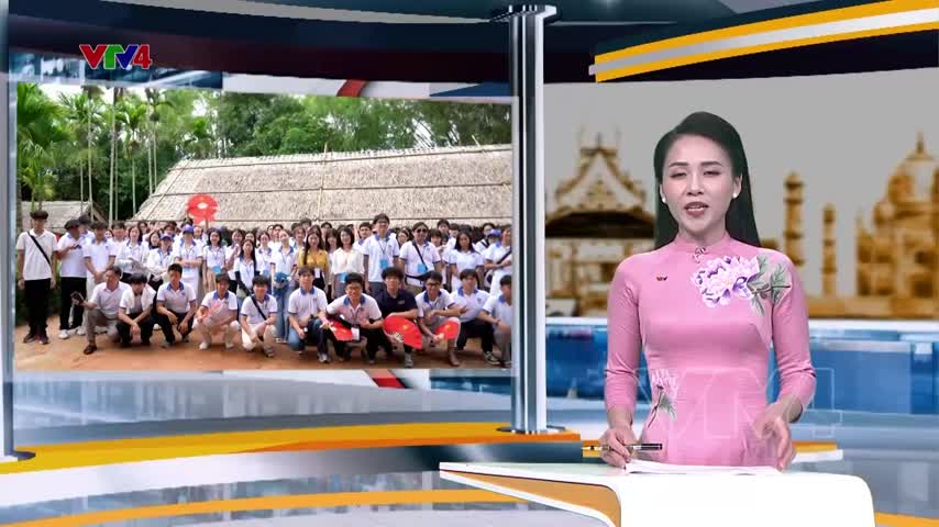 Tình cảm thanh niên kiều bào với Bác Hồ
