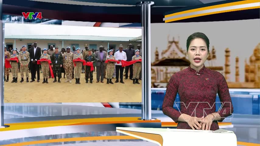 Đội công binh số 4 Việt Nam sửa trường, tặng bàn ghế cho học sinh Abyei