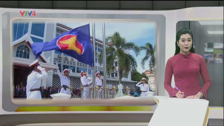Lễ thượng cờ ASEAN tại Lào nhân kỷ niệm 52 năm ngày thành lập Hiệp hội