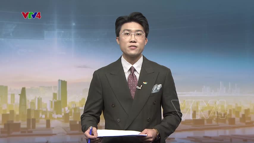 Công nhân làm xuyên tết tại công trình APEC