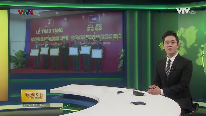 Chính phủ Hoàng gia Campuchia và Bộ Quốc phòng Việt Nam trao tặng Huân chương Hữu nghị