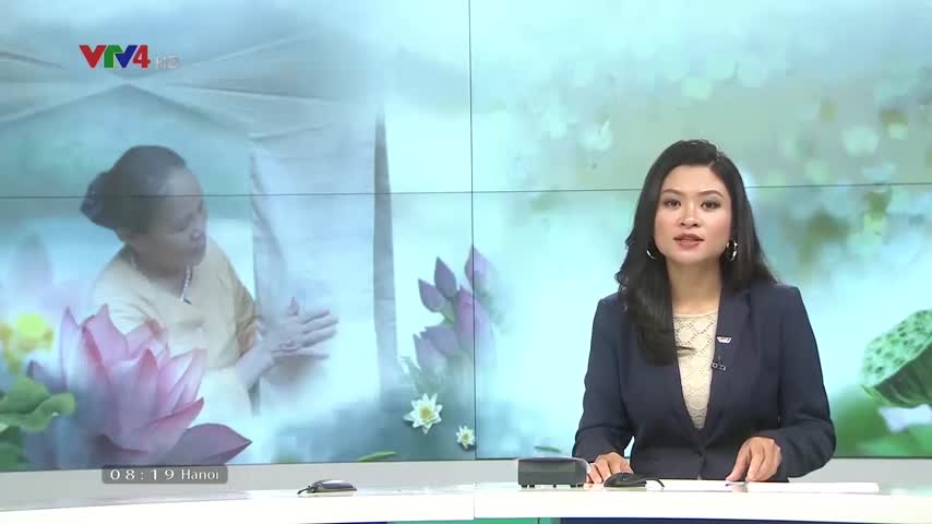 Artisan dedicates to promoting Vietnamese lotus silk