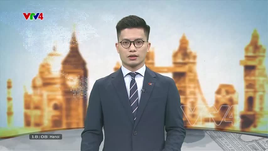 Tổng lãnh sự quán Việt Nam tại Bắc Lào trao quà tặng cho Đại học Souphanouvong