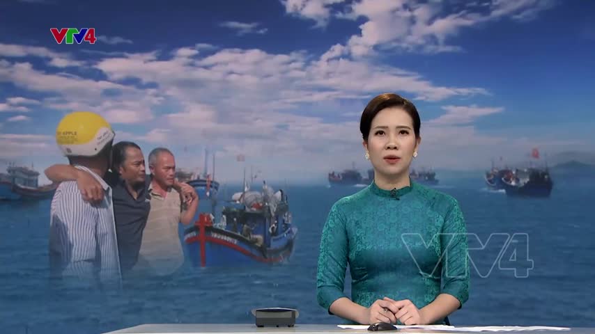 Đón ngư dân gặp nạn về đất liền