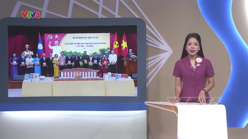 Kỷ niệm 136 năm ngày sinh Chủ tịch Hồ Chí Minh tại thủ đô Vientiane, Lào