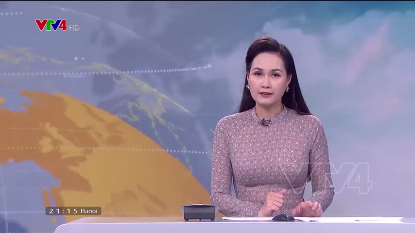 Hỗ trợ người dân bị lũ chia cắt