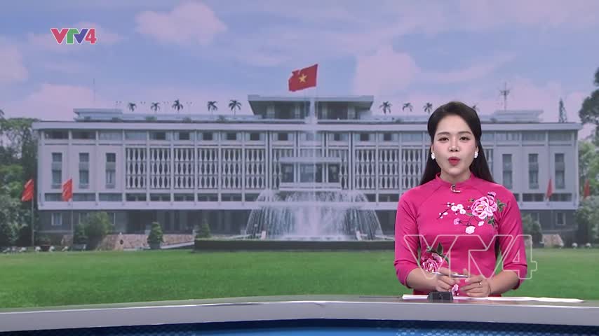Người dân đến Dinh Độc lập