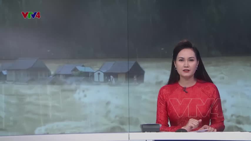 Khẩn trương cứu trợ lương thực cho người dân vùng lũ